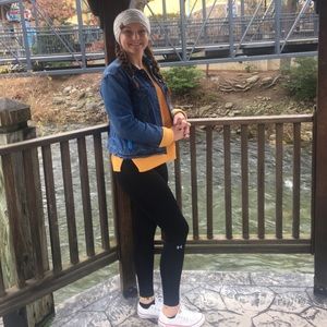 Meet your Posher, Mallory